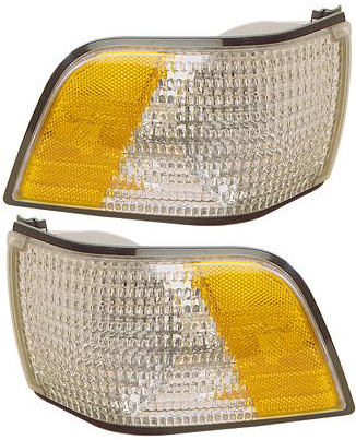 AM CENTURY 91-96 CORNER LAMP RH and LH Set of 2 Lens and Housing SKU SET 18-3006-01 Partslink GM2550123 GM2551115 OEM 5976093-5976094