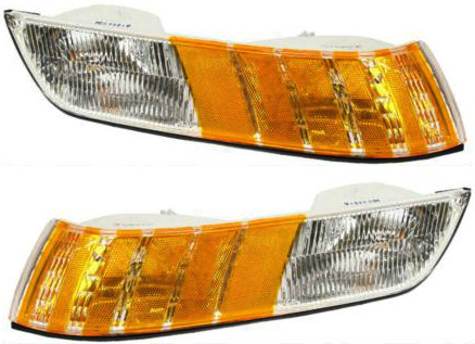 AM GRAND MARQUIS 92-94 CORNER LAMP RH and LH Set of 2 Lens and Housing SKU SET 18-3373-01 Partslink FO2550114 FO2551114 OEM F2MY15A201C F2MY15A201D