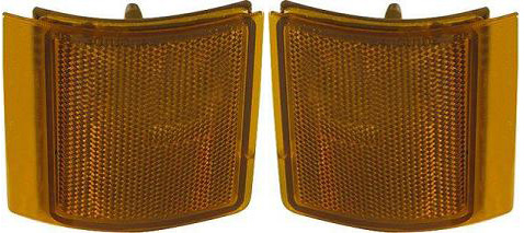 AM GMC C K FULL SIZE PICKUP 94-02 FRONT SIDE MARKER LAMP RH AND LH Lower Lens and Housing SKU SET 18-3411-01 Partslink GM2551145 GM2550145 OEM 5977740-5977739