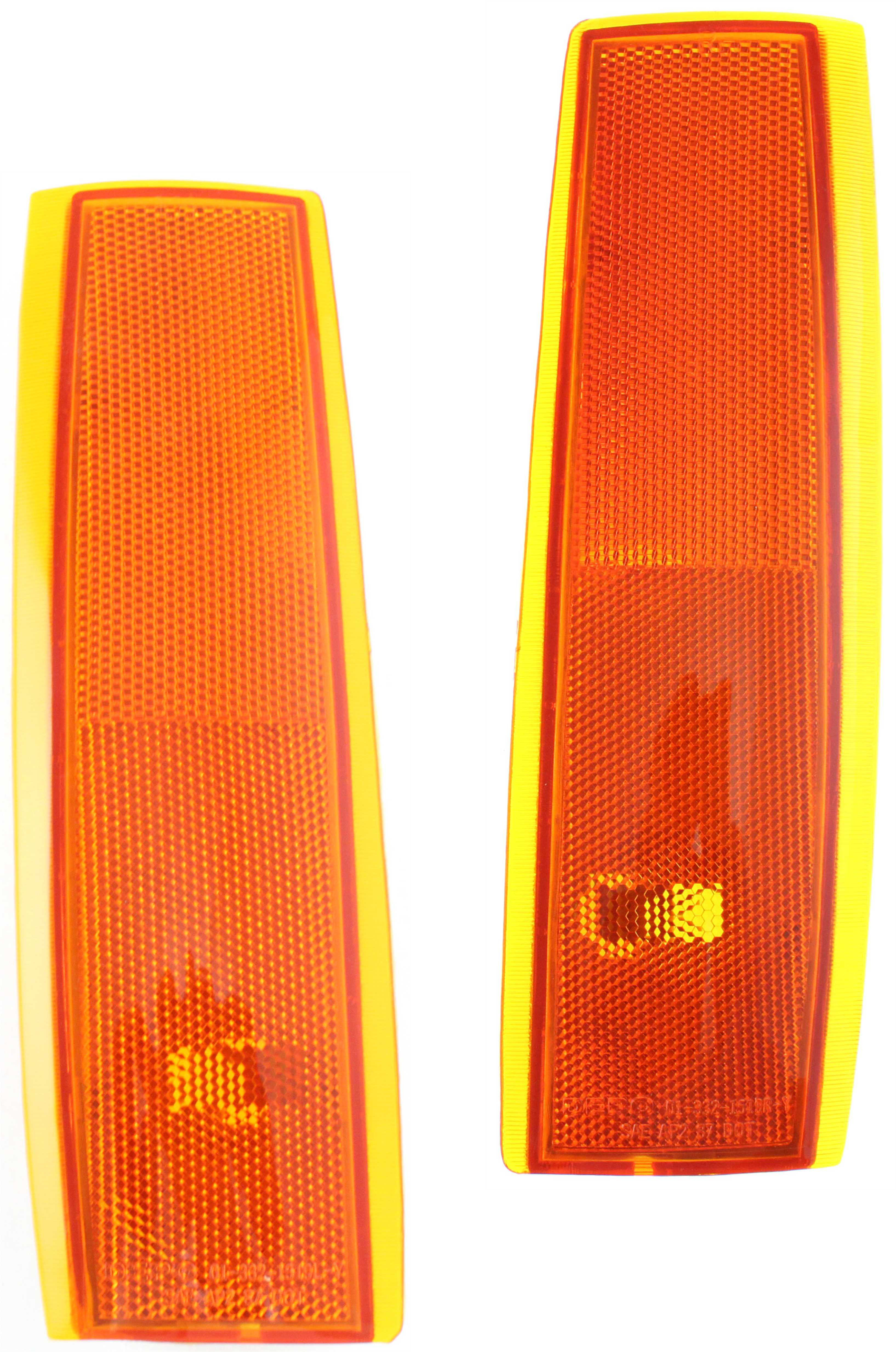 AM C K SERIES PU 88-93 FRONT SIDE MARKER LAMP RH AND LH Lens and Housing One Piece Type SKU SET 18-3413-01 Partslink GM2551141 GM2550141 OEM 5975200-5975199