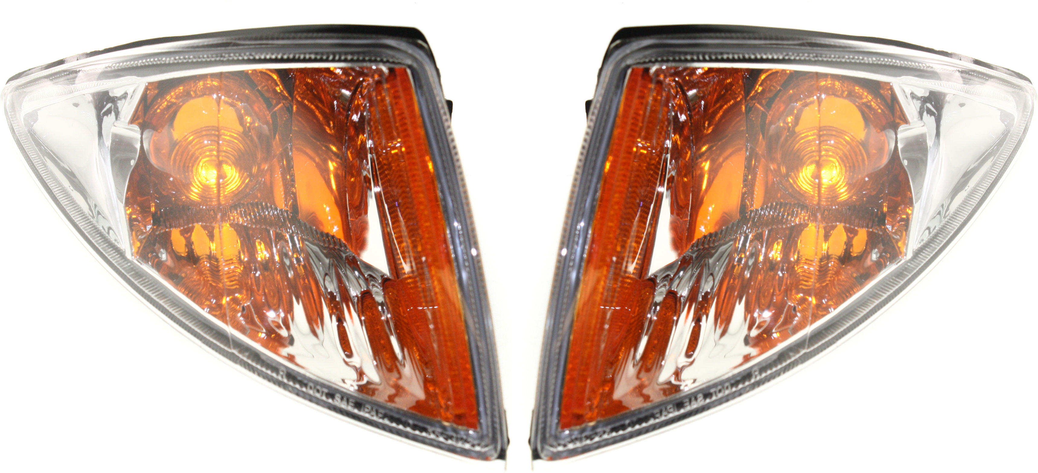 AM CAVALIER 2 CORNER LAMP RH and LH Set of 2 Lens and Housing SKU SET 18-5529-01 Partslink GM2520179 GM2521179 OEM 22667009-22667010