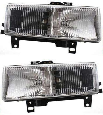 AM EXPRESS SAVANA VAN 96-02 HEAD LAMP RH AND LH Composite Assembly Halogen SKU SET 20-3177-90 Partslink GM2502176 GM2503176 OEM 16522159-16522160