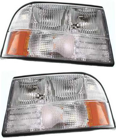 AM SONOMA 98-04 BRAVADA 98-01 HEAD LAMP RH AND LH Assembly Halogen w o Fog Lights SKU SET 20-5243-00 Partslink GM2502174 GM2503174 OEM 16526227-16526228