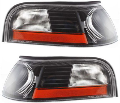 AM MARAUDER 3-4 CORNER LAMP RH and LH Set of 2 Lens and Housing SKU SET 3311564RUS2 Partslink FO2520172 FO2521172 OEM 3W3Z13200BA 3W3Z13201BA