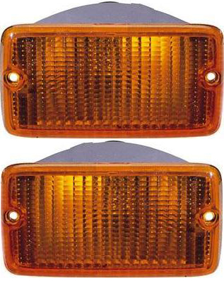 AM TJ WRANGLER 97-00 SIGNAL LAMP SET of 2 RH and LH Lens and Housing On Front Of Fender SKU SET 3331626NUS Partslink CH2520131 OEM 55055020AD 55055020AE