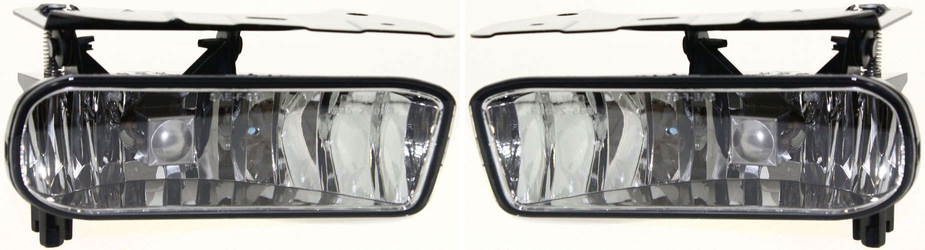 AM ESCALADE 02-06 FRONT FOG LAMP RH AND LH Assembly SKU SET C107503 Partslink GM2592138 GM2593138 OEM 15252038-15252039