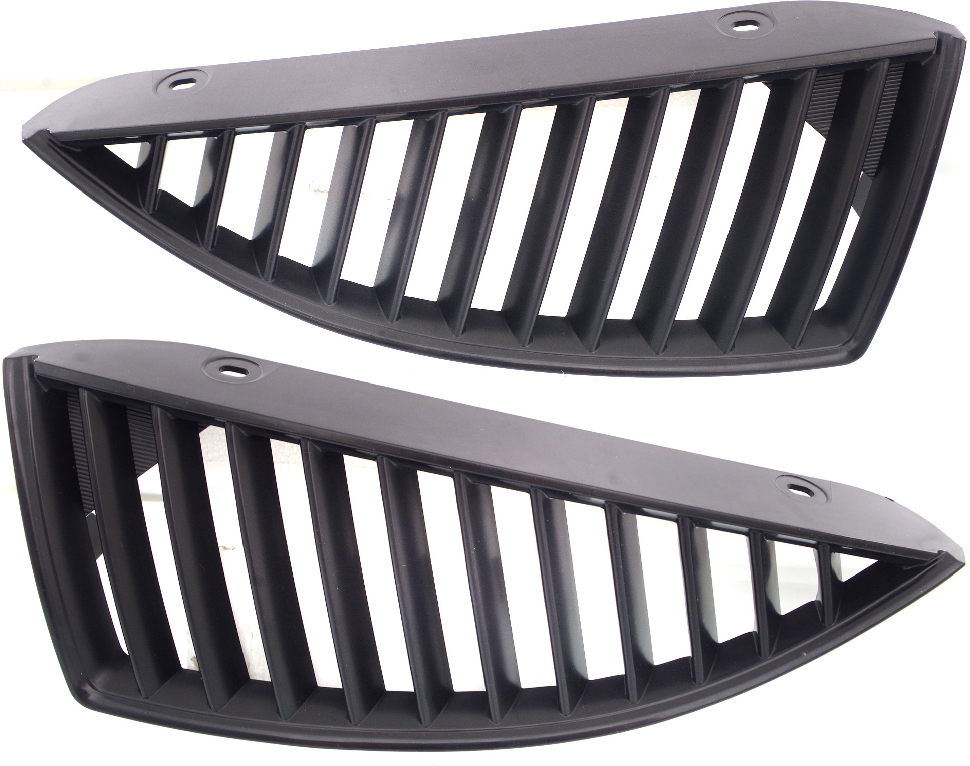 AM LANCER 04-04 GRILLE RH AND LH Black w o emblem provision Non ABS SKU SET M070307 Partslink MI1200240 MI1200239 OEM MN161116 MN161115