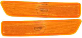 AM MOUNTAINEER 02-09 FRONT SIDE MARKER LAMP RH AND LH Assembly SKU SET M104503 Partslink FO2551140 FO2550140 OEM 5L9Z15A201AA 5L9Z15A201BA