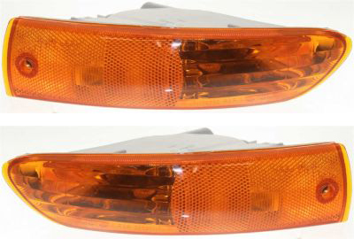 AM Turn Signal Light SKU SET M106903 Partslink MI2521117 MI2520117 OEM MR990824 MR990823