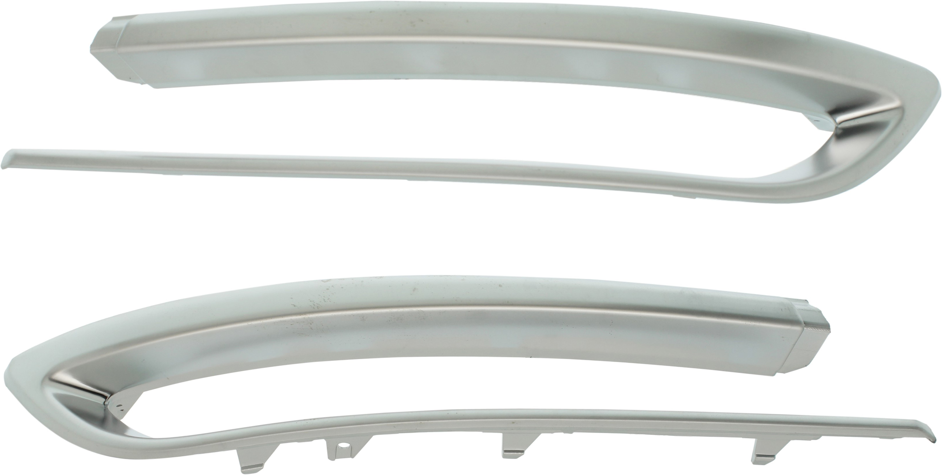 AM 5 SERIES 14-16 REAR BUMPER MOLDING RH AND LH Outer Chrome SKU SET RB76370001 Partslink BM1147113 BM1146113 OEM 51127331614-51127331613