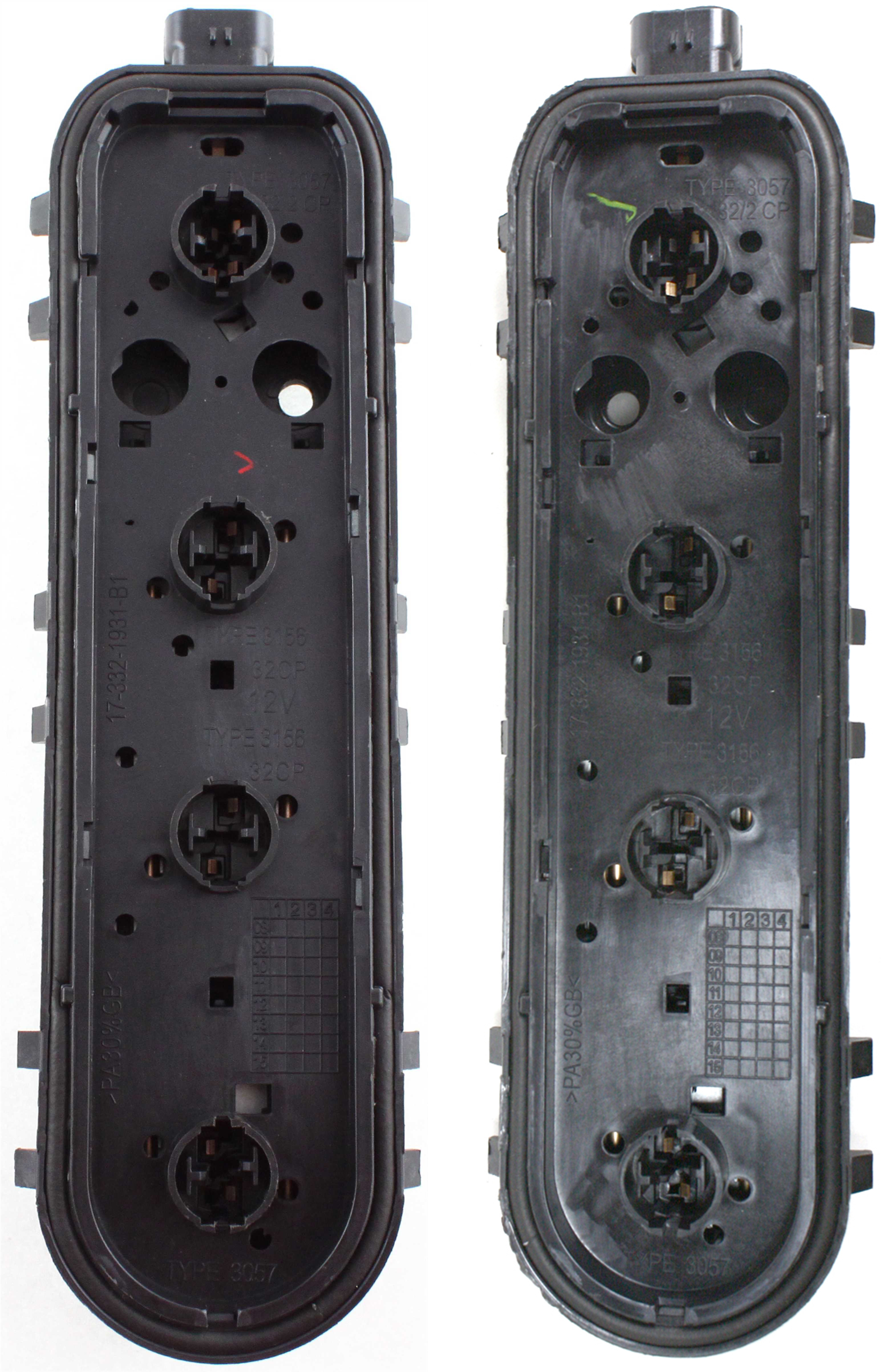 AM VENTURE 97-05 TAIL LAMP CONNECTOR PLATE RH AND LH SKU SET RBC733101 Partslink GM2817100 GM2817101 OEM 12335927-12335926