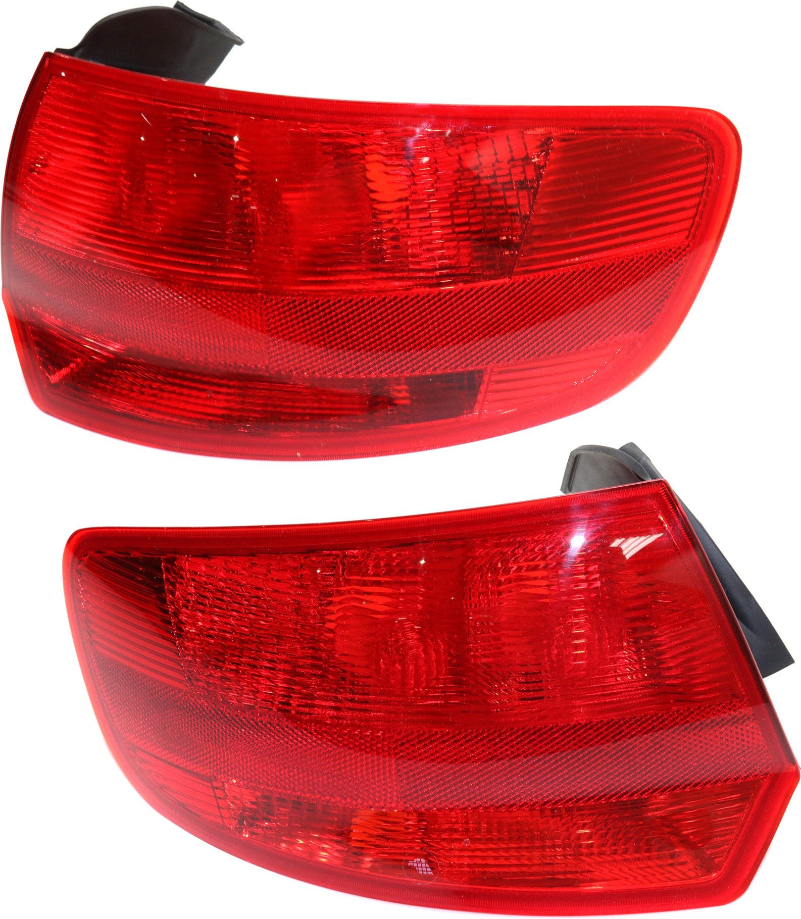 AM A3 A3 QUATTRO 06-08 TAIL LAMP RH AND LH SKU SET REPA730147 Partslink AU2801108 AU2800108 OEM 8P4945096H 8P4945095H
