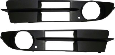 AM 5 SERIES 04-07 FRONT FOG LAMP MOLDING RH AND LH Primed Sedan w o M Pkg Wagon w o Sport Pkg SKU SET REPB015505 Partslink BM1038109 BM1039109 OEM 51117049243-51117049244