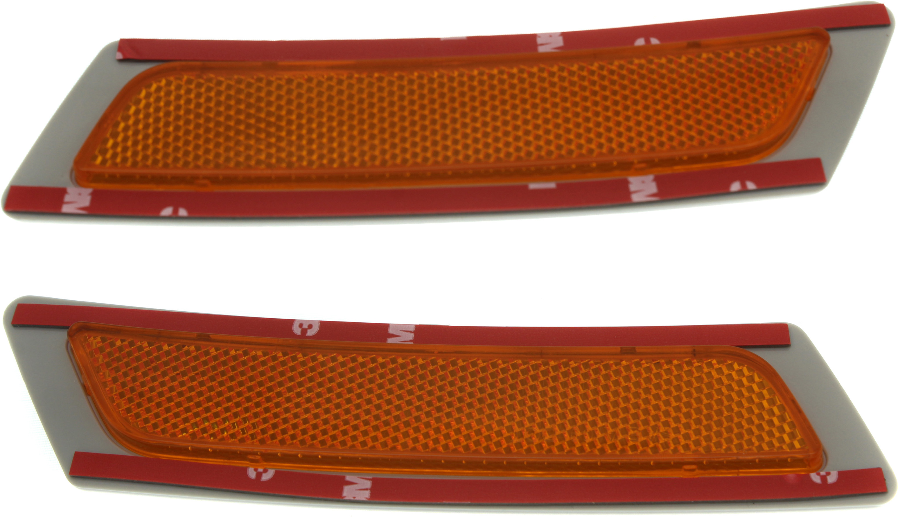 AM 5 SERIES 11-13-6 SERIES 12-18 BUMPER REFLECTOR Front RH and LH w o M Pkg Convertible Coupe Sedan CAPA SKU SET REPB104509Q Partslink BM1084100C BM1085100C OEM 63147203265-63147203266