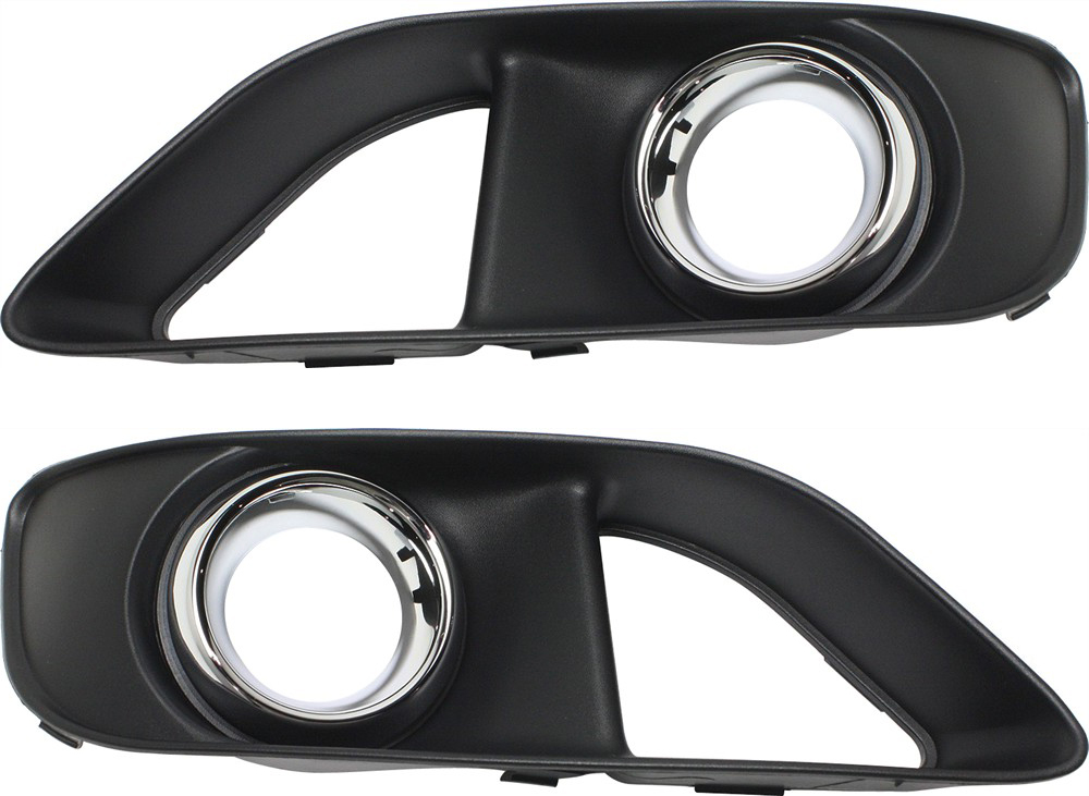 AM CHRYSLER 300-12-14 FRONT FOG LAMP MOLDING RH AND LH Primed w Chrome Trim w Parking Aid Sensor Holes SRT 8 Model SKU SET REPC108003 Partslink CH1039151 CH1038151 OEM 68156968AA 68156969AA