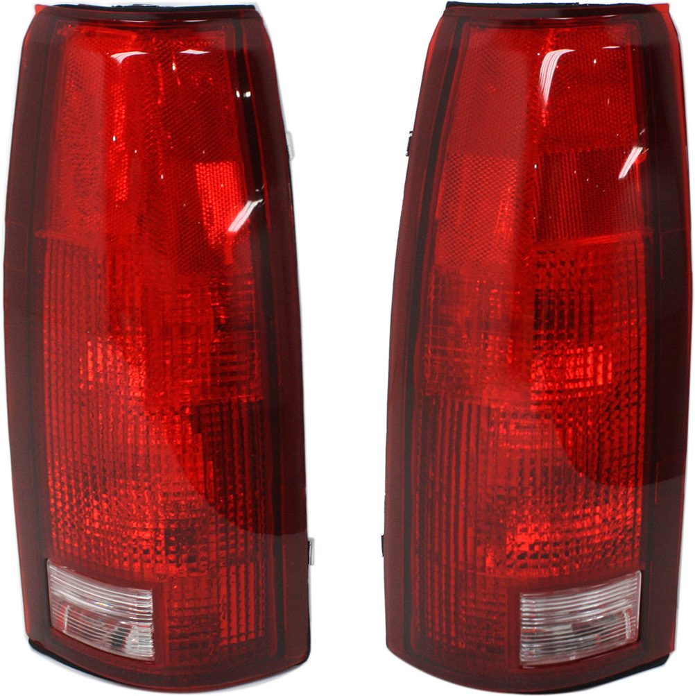 AM C K FULL SIZE P U 88-00 TAIL LAMP RH AND LH Lens and Housing Halogen w o Connector Plate Exc. 15-000 Lbs. GVW SKU SET REPC730333 OEM 5977868 PFM 5977867 PFM