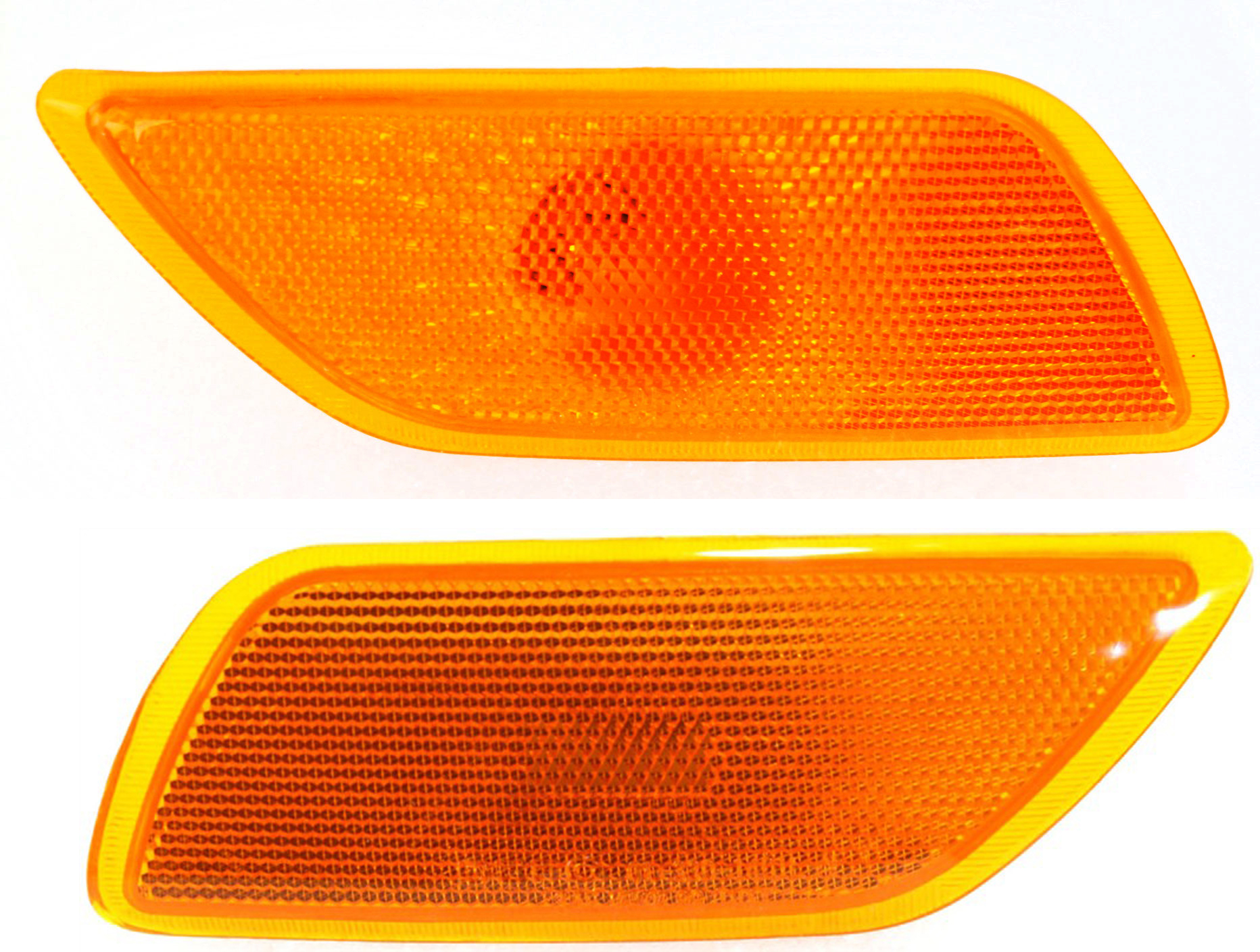 AM FOCUS 06-07 FRONT SIDE MARKER LAMP RH AND LH Assembly w o Appearance Pkg. SKU SET REPF104505 Partslink FO2551141 FO2550141 OEM 5S4Z15A201BA 5S4Z15A201AA