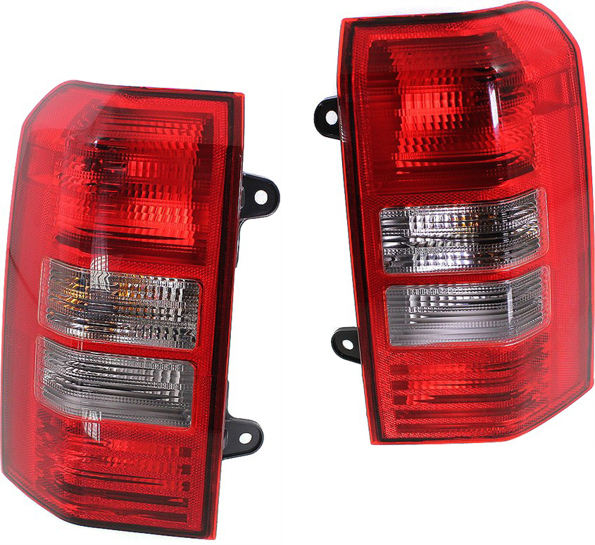 AM PATRIOT 07-07 TAIL LAMP RH AND LH Assembly SKU SET REPJ730105 Partslink CH2801170 OEM 5116238AC PFM 5116239AC PFM