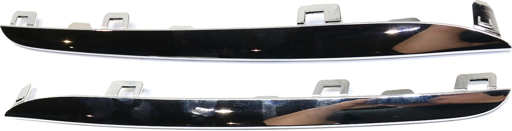 AM C300-15-18 C400-15-15 GRILLE MOLDING UPPER RH and LH Chrome w o Luxury Pkg. Sedan SKU SET REPM070907 Partslink MB1213103 MB1212103 OEM 2058880373-2058880173