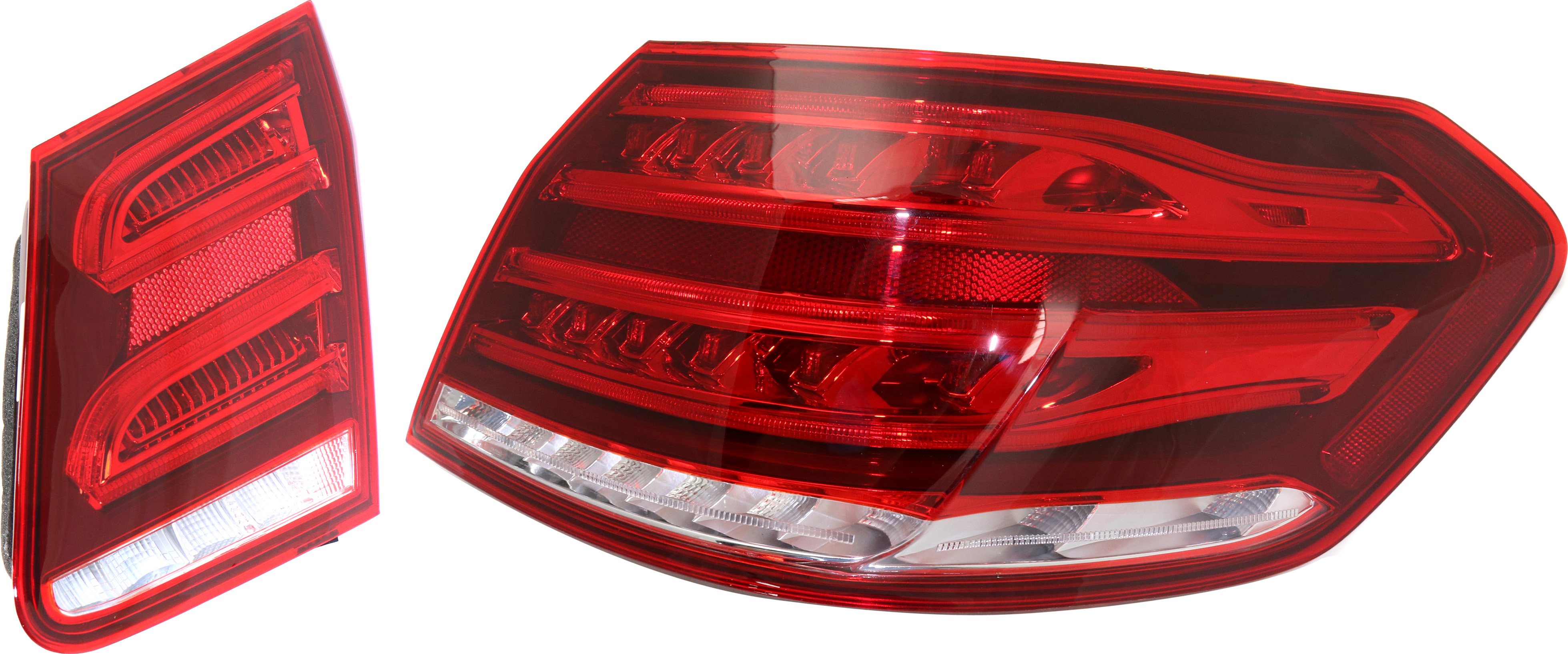 AM E CLASS 14-14 TAIL LAMP RH Inner and Outer Assembly Inner Clear Red Lens Outer Clear Lens SKU SET REPM731311-2 Partslink MB2805109 MB2803107 OEM 2129060857-2129063057
