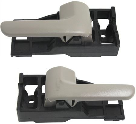 AM TUNDRA 00-06 REAR DOOR HANDLE RH AND LH Inside Beige Fawn w o Door Lock Extended Cab P U SKU SET REPT491313 Partslink TO1553105 TO1552105 OEM 692070C010E1-692080C010E1