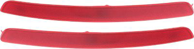 AM BEETLE 12-16 REAR BUMPER REFLECTOR RH AND LH Exc. R Line Models Convertible Hatchback SKU SET REPV734901 Partslink VW1185102 VW1184102 OEM 5C5945106-5C5945701E
