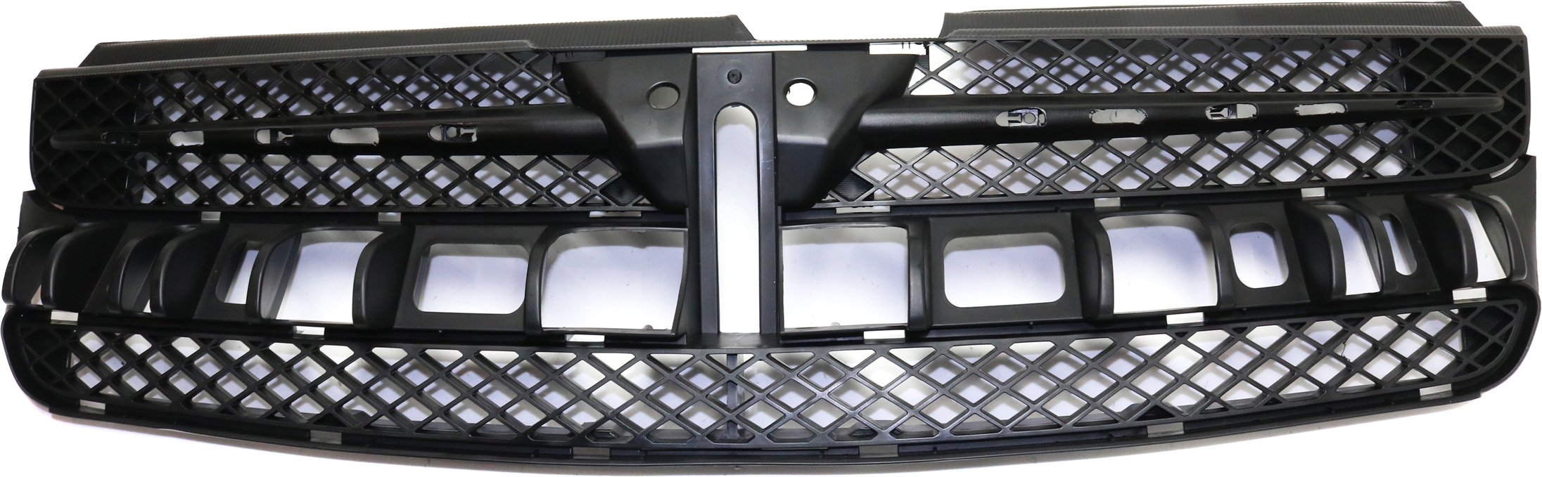 AM SIENNA 04-05 GRILLE Black Shell and Insert w Chrome Insert SKU T070134 Partslink TO1200277 OEM 53111AE020