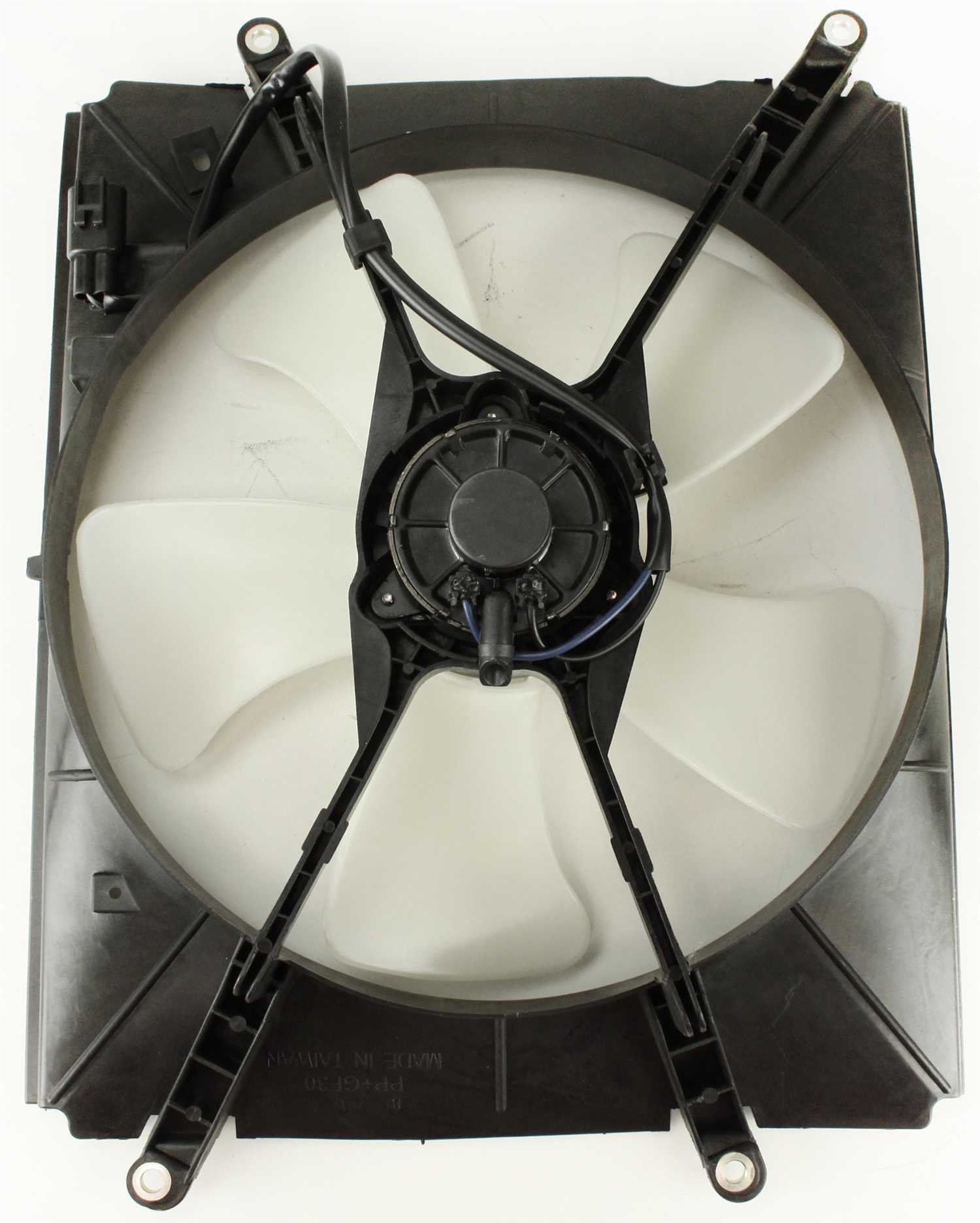 AM CAMRY 92-96 RADIATOR FAN SHROUD ASSEMBLY LH 4 Cyl. 2.2L SKU T160903 Partslink TO3115103 OEM 1671174410 PFM