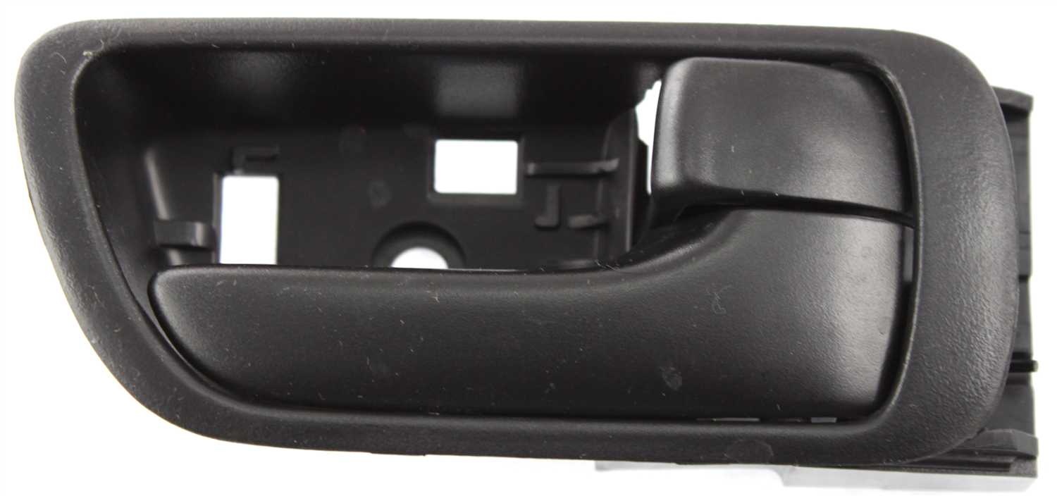 AM CAMRY 02-06 FRONT INTERIOR DOOR HANDLE RH Textured Black Japan USA Built Vehicle =REAR SKU T462161 Partslink IDH010064 OEM 69205AA020
