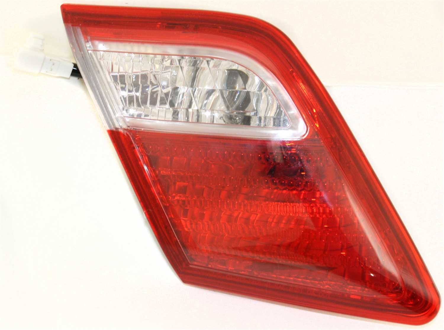AM CAMRY 07-09 TAIL LAMP LH Inner Lens and Housing Halogen Exc. Hybrid Model Japan USA Built Vehicle SKU T730148 Partslink TO2818132 OEM 8159133120-8159006120 PFM