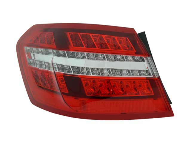 AM Tail Light SKU ULO1059005 OEM 2129060758