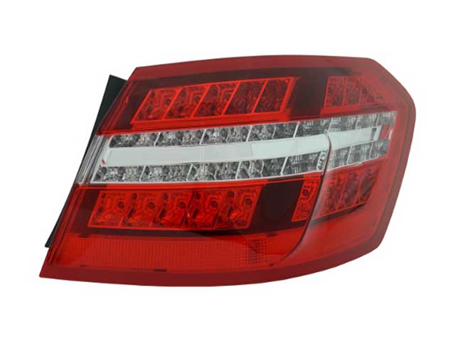 AM Tail Light SKU ULO1059006 OEM 2129060858