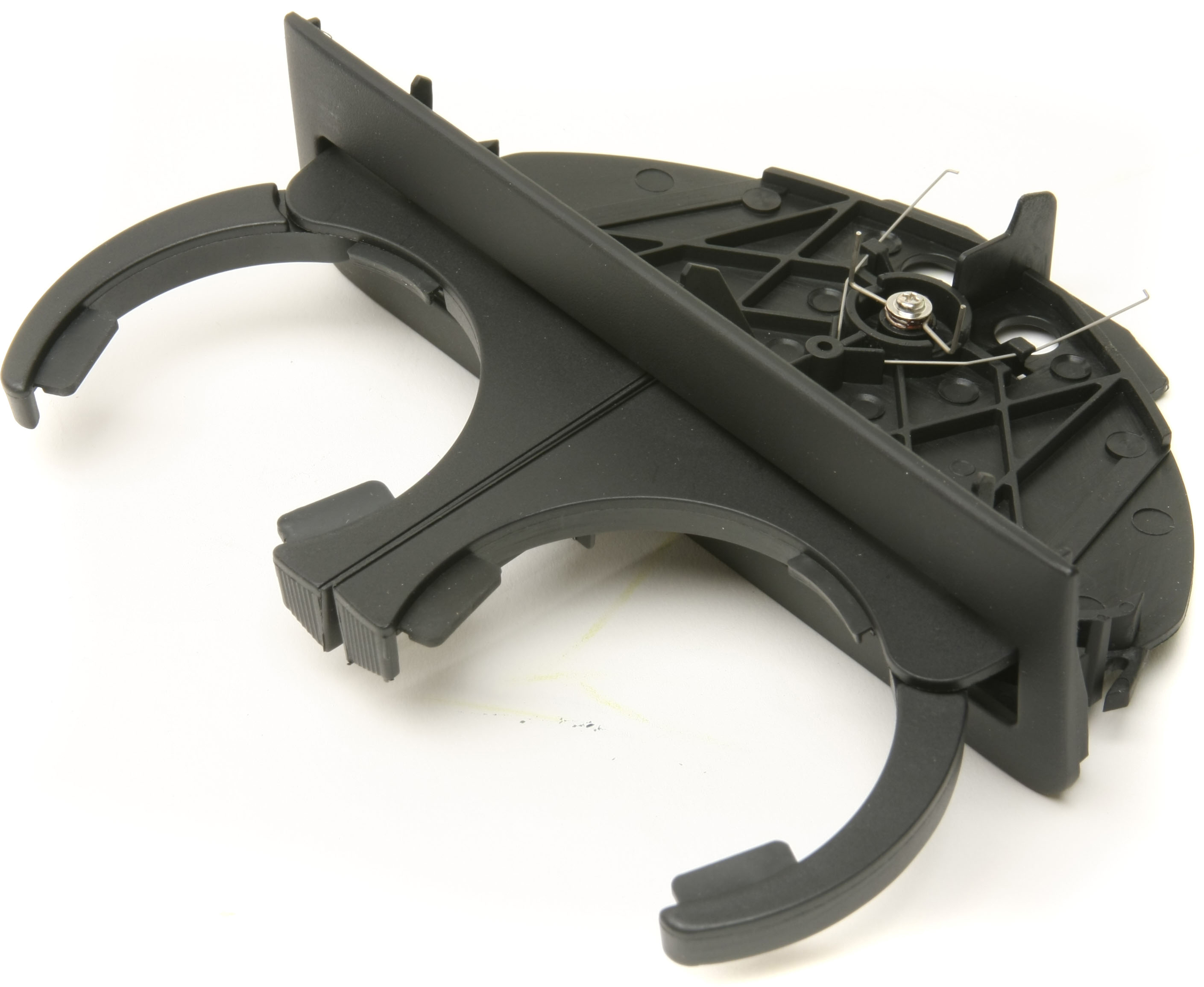 AM Cup Holder SKU URO51168184520 OEM 51168184520