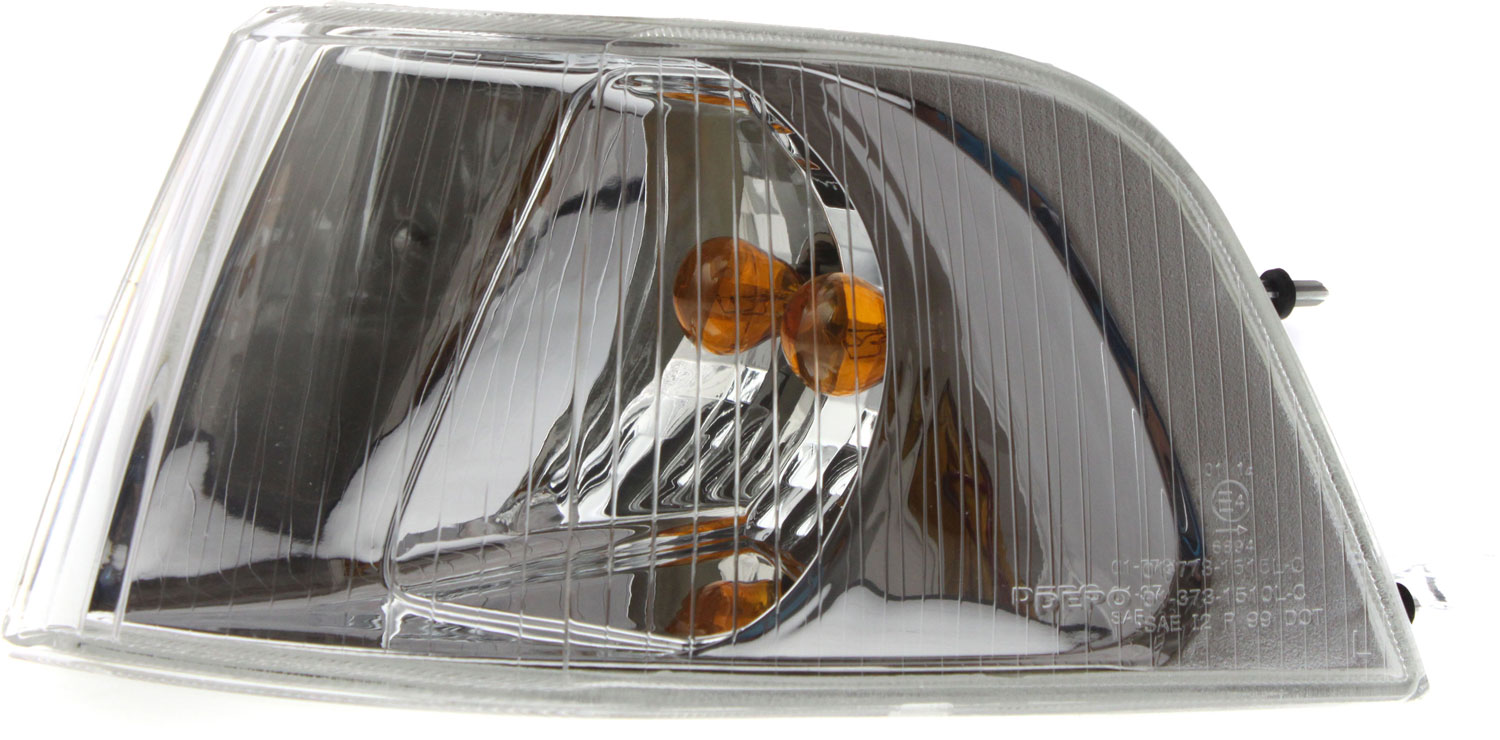AM S40-01-04 CORNER LAMP LH Assembly Chrome Interior SKU V104104 Partslink VO2520109 OEM 306218330