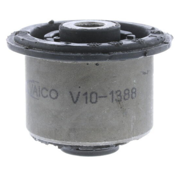 AM Control Arm Bushing SKU VCOV101388 OEM 893407181