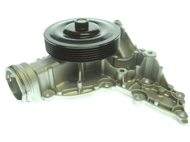 AM Water Pump SKU Z38PA1387 OEM 2722000901