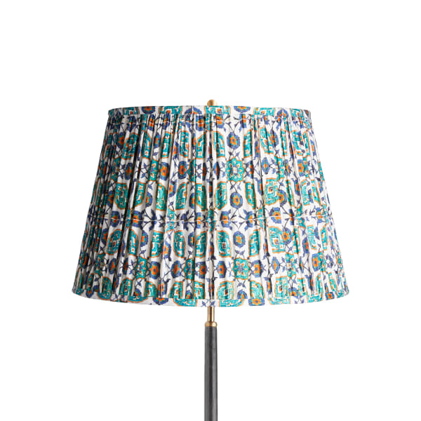 18 inch straight empire shade in Sama