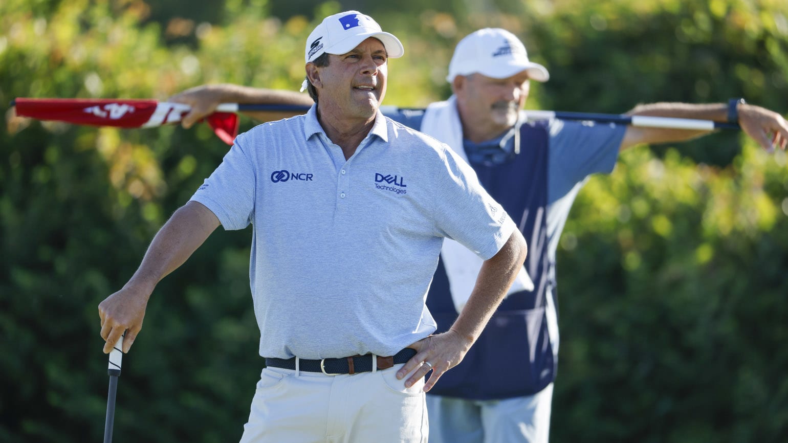 Buoyed by plenty of local support from friends, family and fans, Rhode Island's Billy Andrade delivered a 6-under 64 on Day 1 of the U.S. Senior Open at Newport Country Club. (USGA/Jonathan Ernst) 