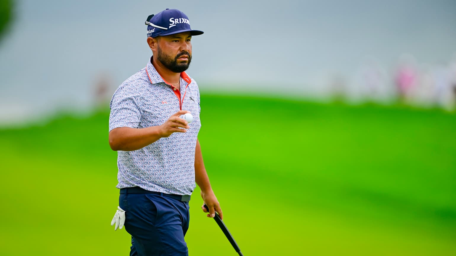 Impeccable touch around the greens has J.J. Spaun poised for a first major title on Sunday at Oakmont. (USGA/Logan Whitton)
