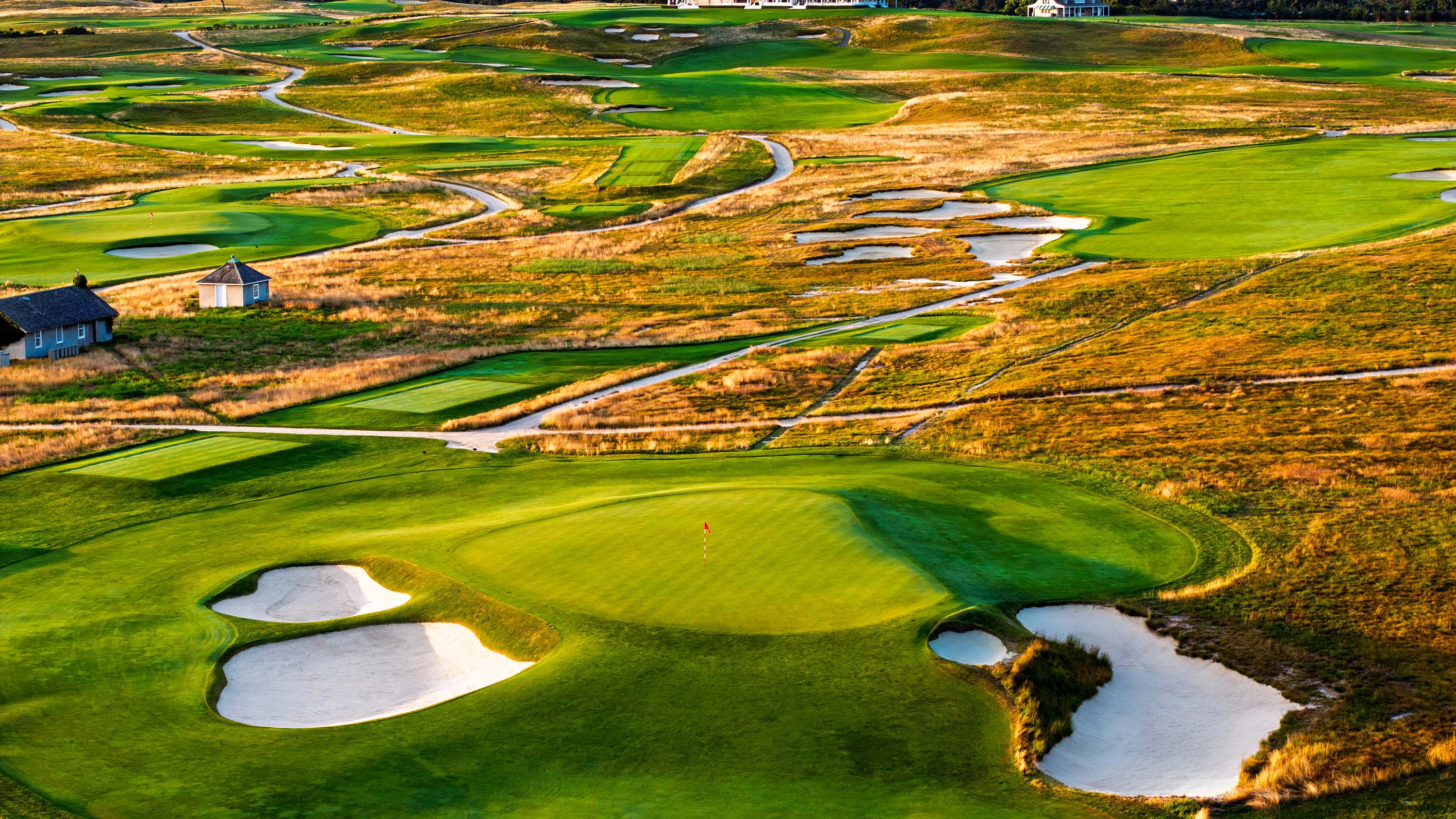 Scenic view of Shinnecock Hills Golf Club