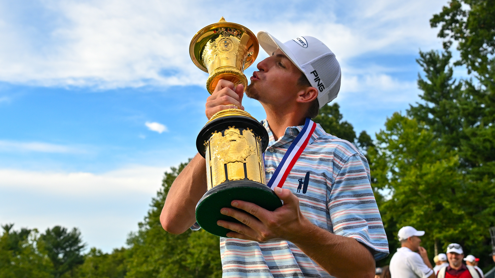 Bennett Holds Off Carr to Win 122nd U.S. Amateur at Ridgewood