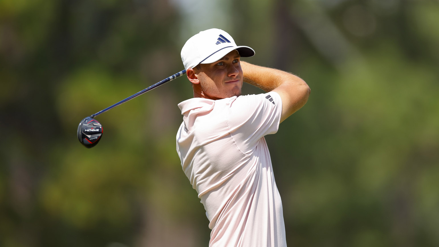 Åberg Beats the Heat, Field for 36-Hole Lead at Pinehurst