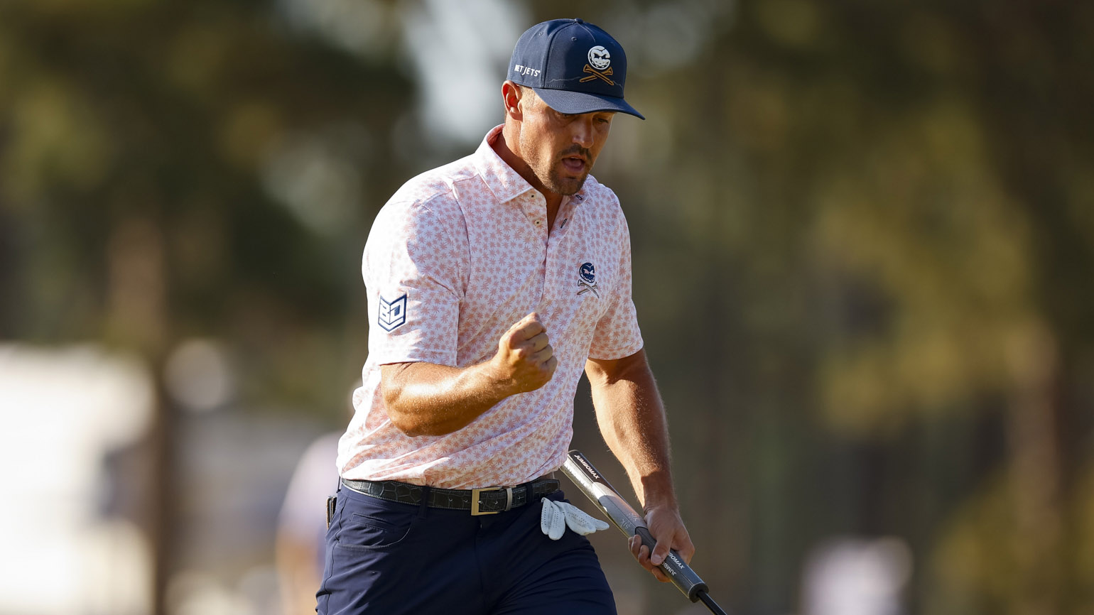 DeChambeau (67) Surges Into 54-Hole Lead at Pinehurst
