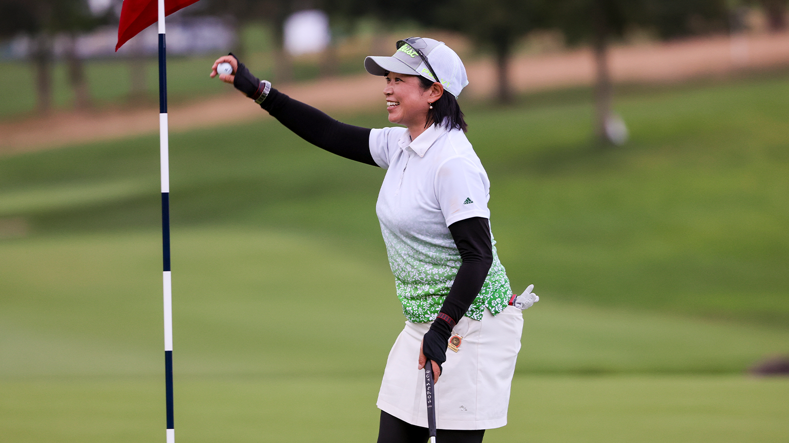 Yamamoto Holds On to Lead Despite Delays at 6th U.S. Senior Women’s Open