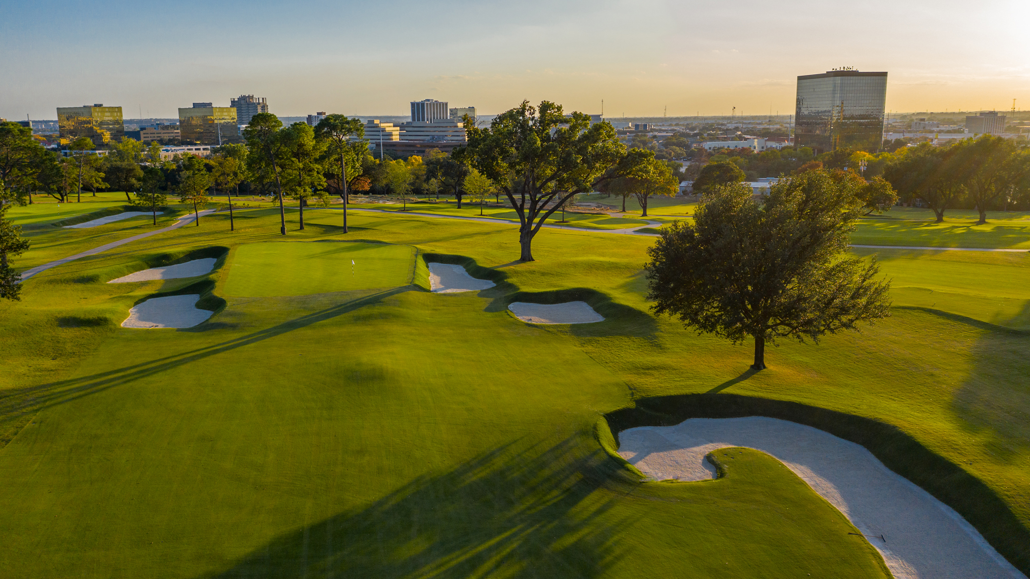 Course Tour of Brook Hollow Golf Club