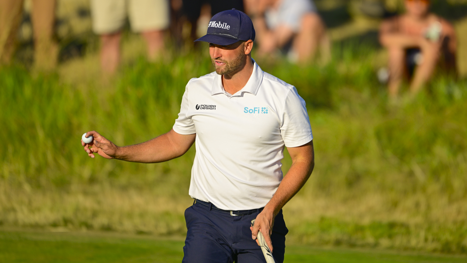 Clark Extends Advantage to 6 After 54 Holes at Shinnecock Hills