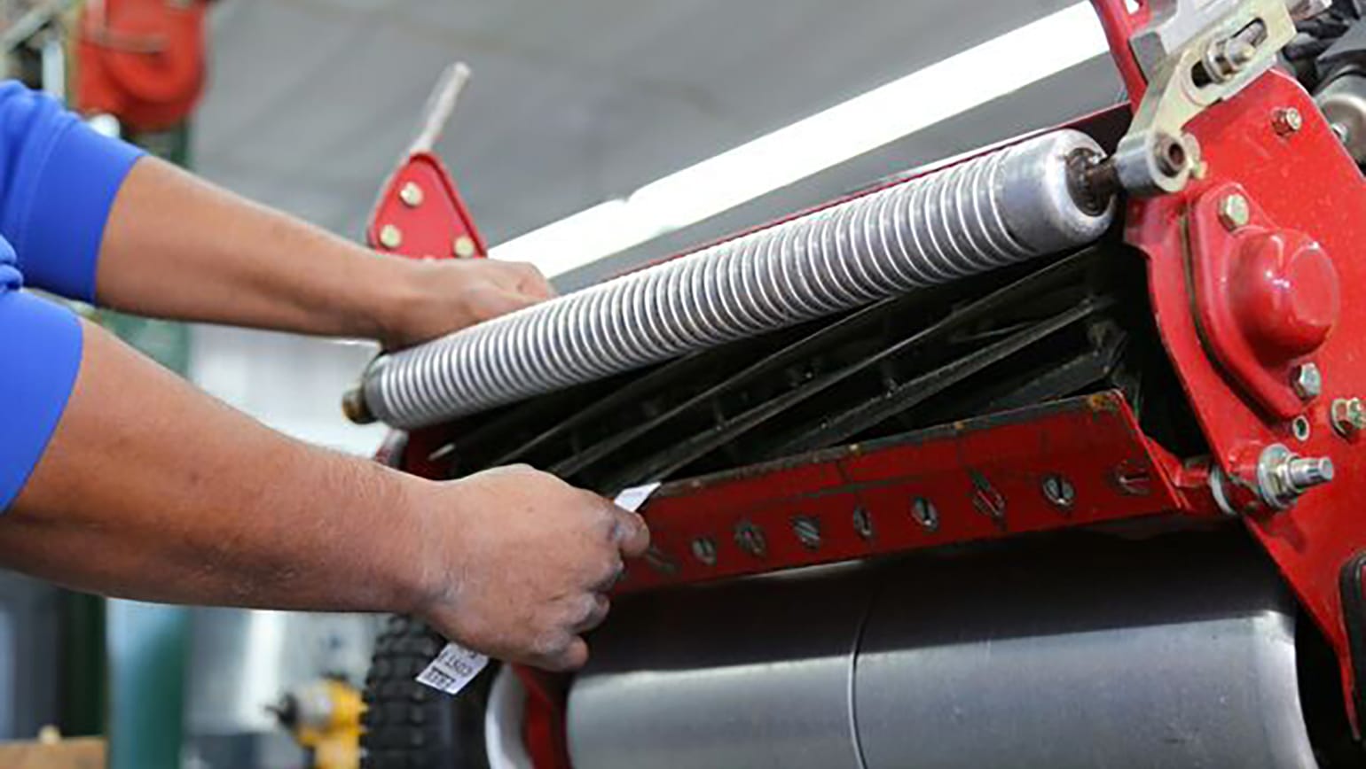 Cutting edge mower repair hot sale