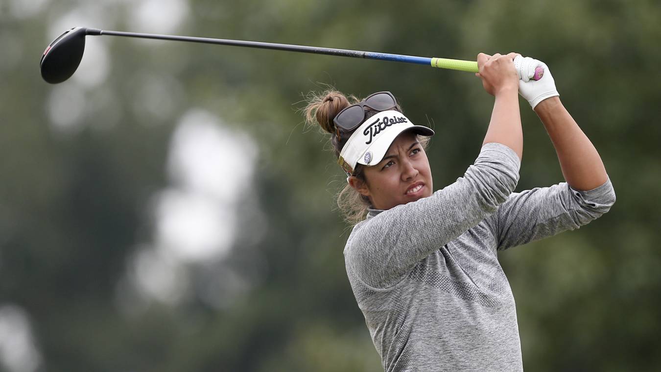 Womens Mid-Am Rookies Balancing Golf