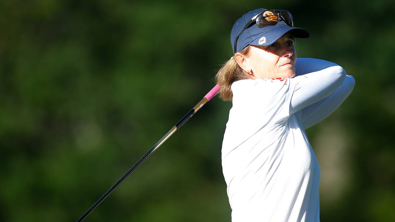 Campomanes Channels Nervous Energy Into Satisfying Start