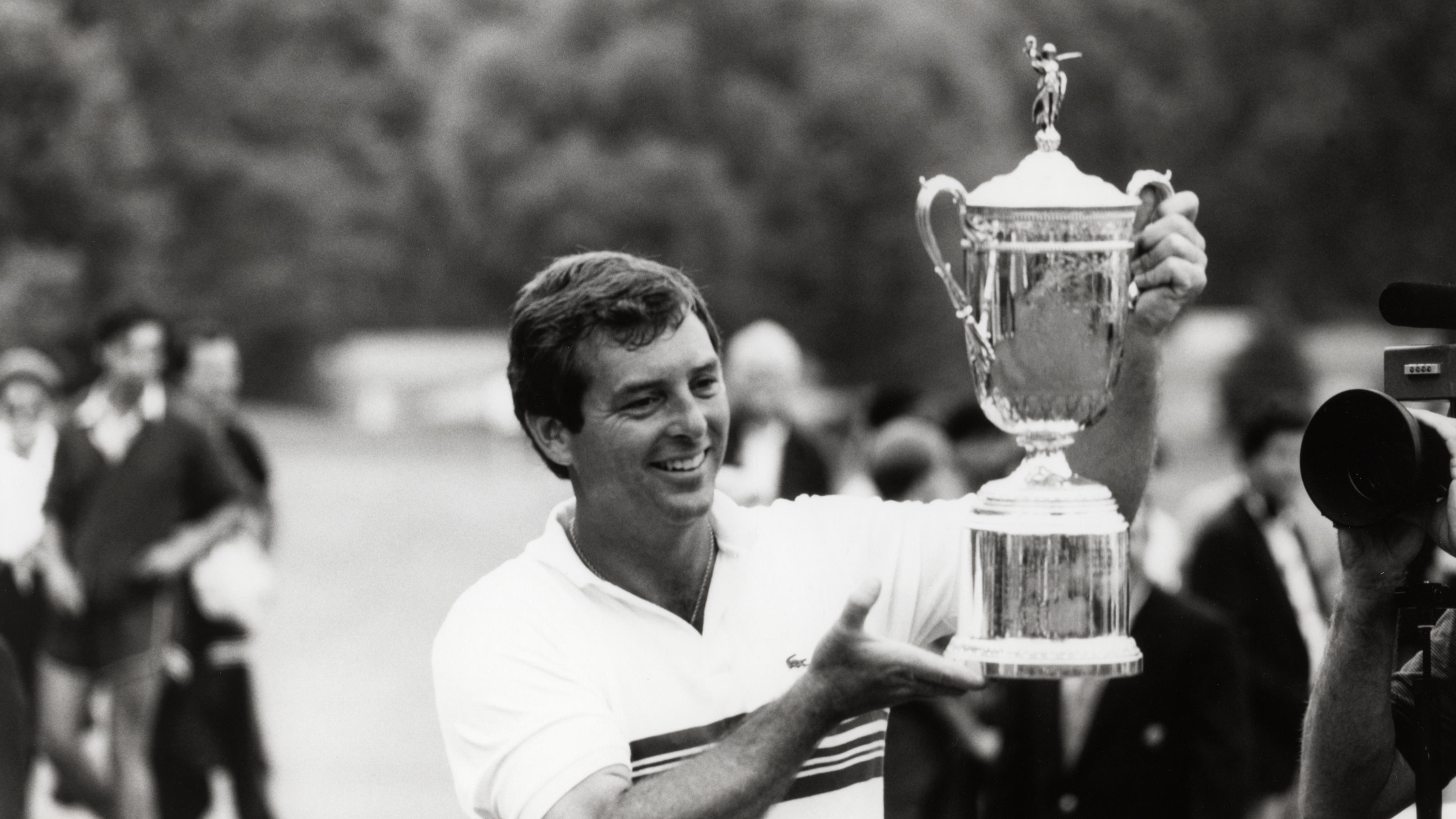 Golf Legend Fuzzy Zoeller Passes Away at 74